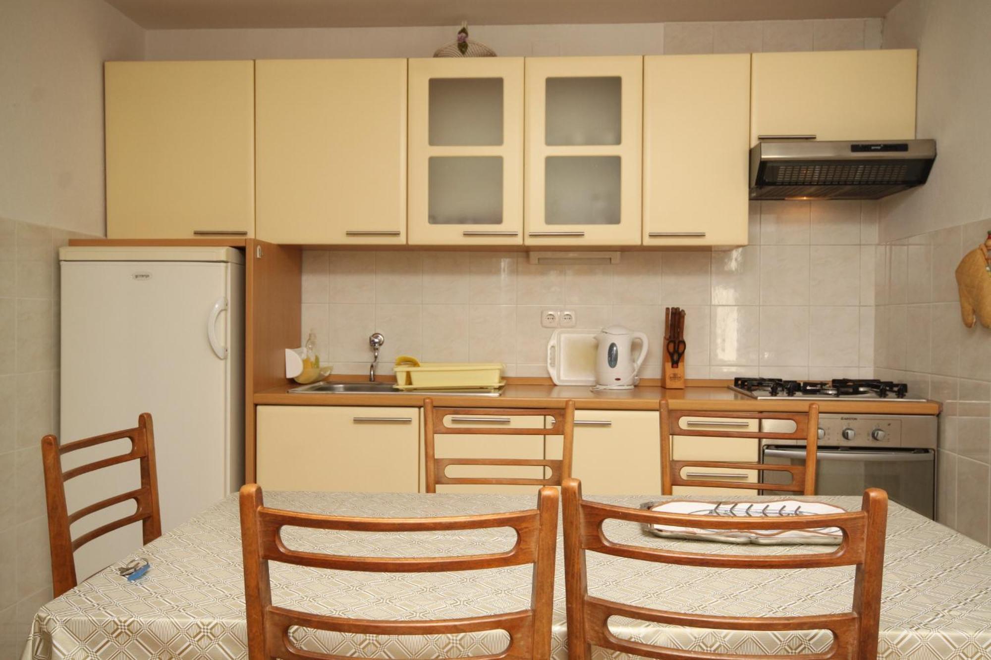 Apartments And Rooms With Parking Space Tucepi, Makarska - 6901 Habitación foto